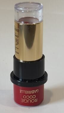 READ Chanel Rouge Coco Gabrielle 444 Satin Lipstick Hydrating Longwear Luxe Red